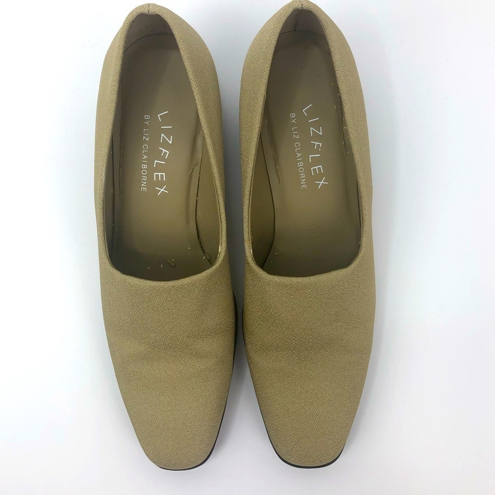 Liz Claiborne-Liz Flex Nude Fabric Heel Dress shoe.